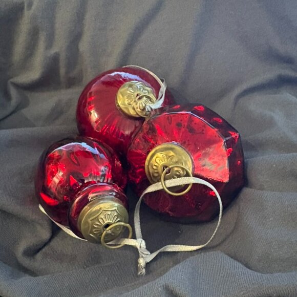 3 Different-Shaped Vintage Heavy Red Mercury Glass Kugel Ornaments, Germany - Picture 1 of 4